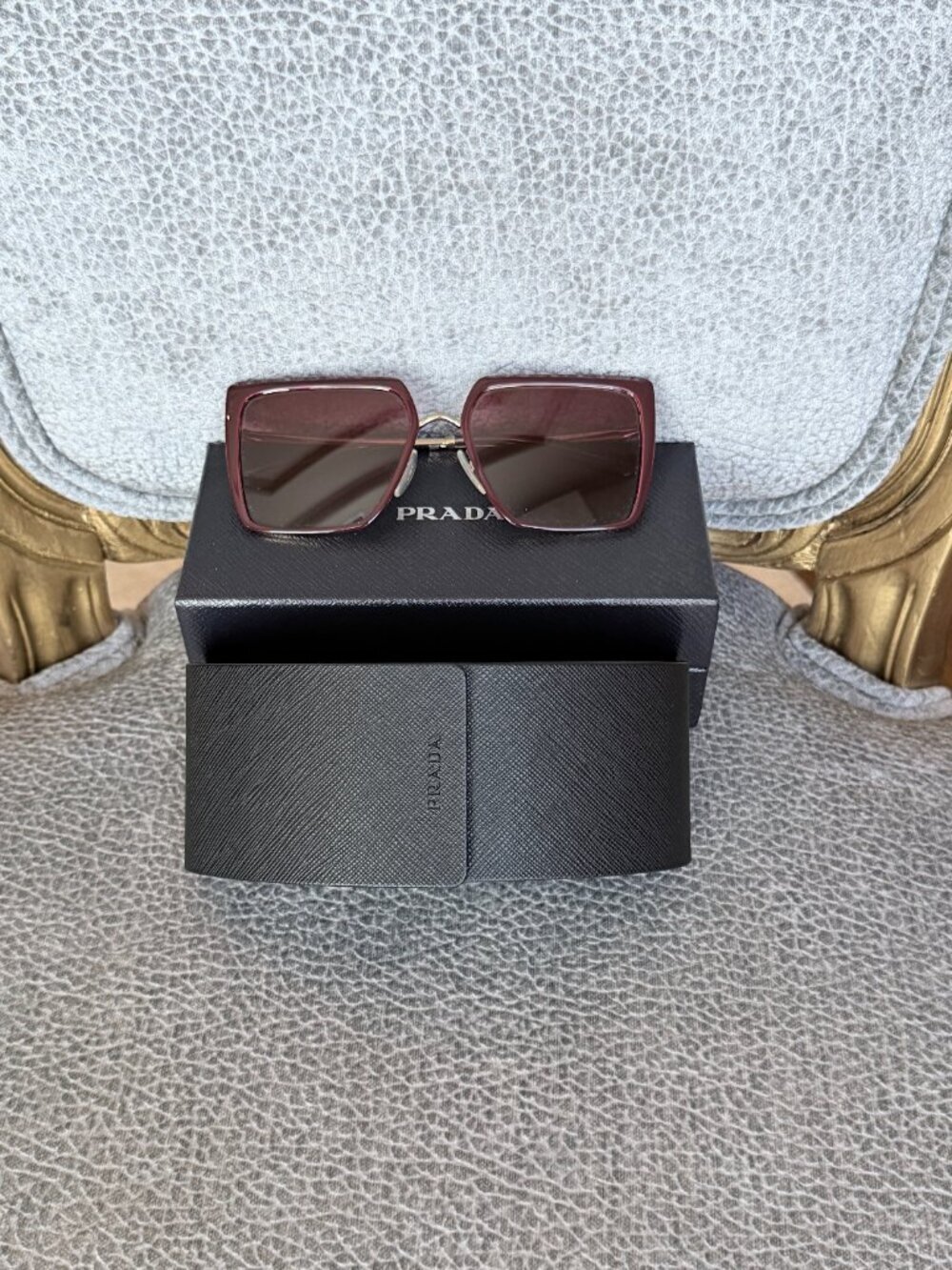Prada Sunglasses PR 58WS VIY412 Square Woman Red (Garnet) - Picture 6 of 7